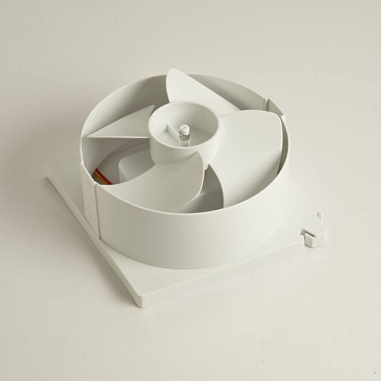 Bosch Refrigerator Blower Motor - 00647518